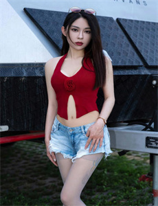 美女尿尿-生化危机:复仇